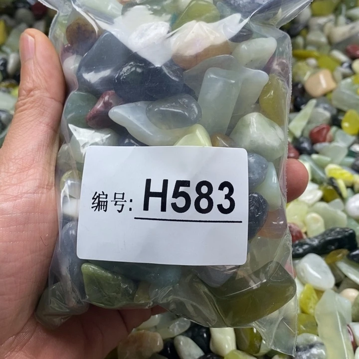 蛇纹石玉鱼缸石未镶嵌