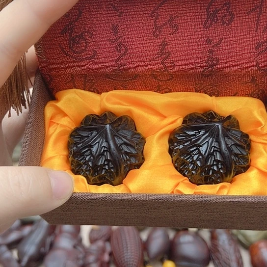 东非黑黄檀（紫光檀）核桃手球礼盒装