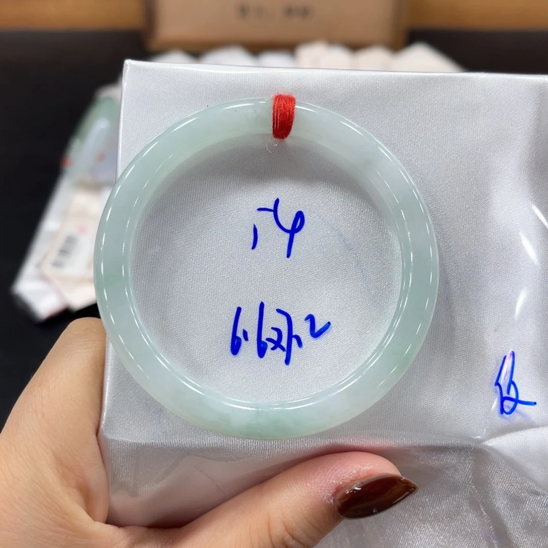 未镶嵌手镯翡翠翡翠