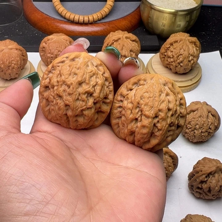 文玩核桃把件芳芳41金公子