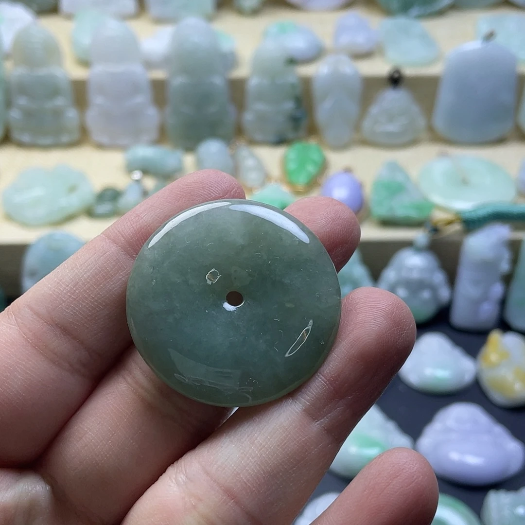 翡翠未镶嵌颈饰纯天然翡翠