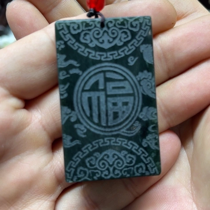 和田玉颈饰未镶嵌回****郑