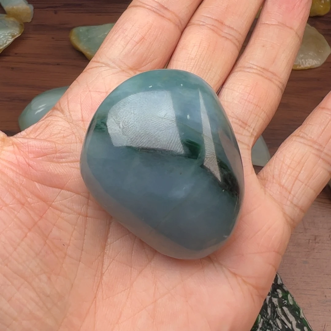 翡翠裸石缅甸翡翠