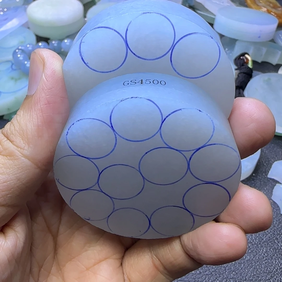 定制翡翠未镶嵌?**?定制