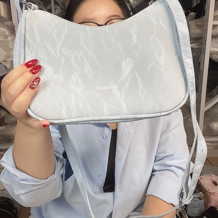 羊剖层皮革PVC时尚潮流时尚