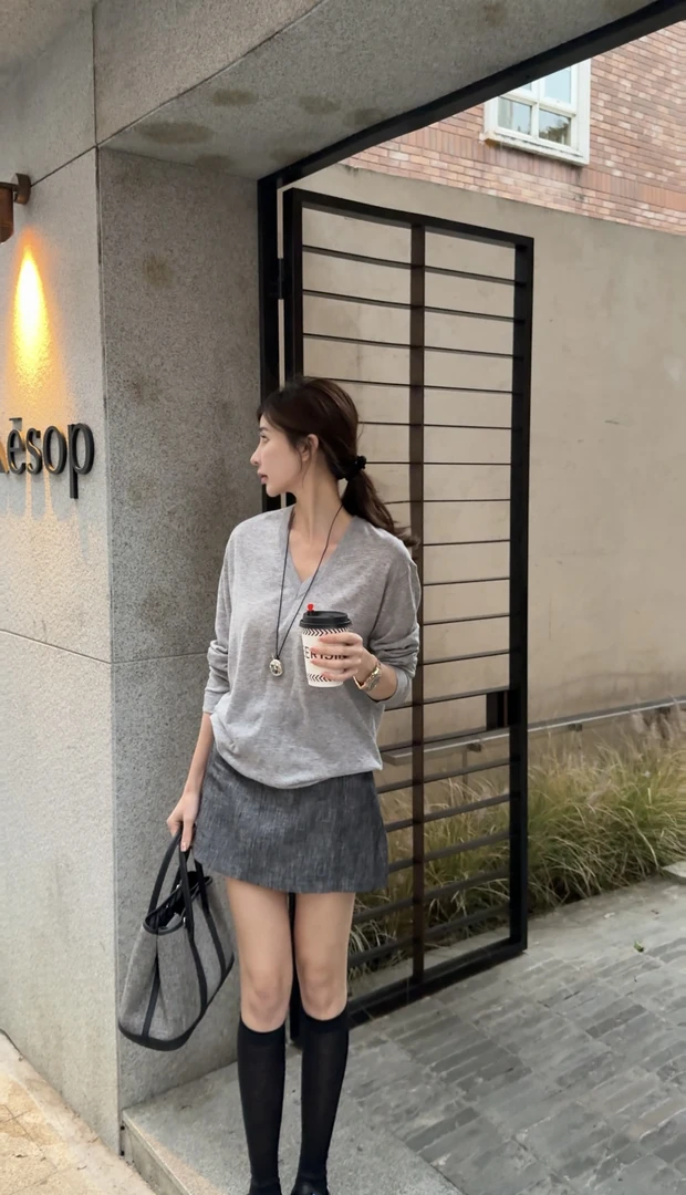 【V领醋酸羊毛针织长袖上衣】SY1602