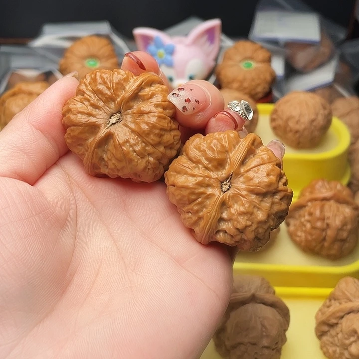 吊坠文玩核桃黄*辉蛤蟆