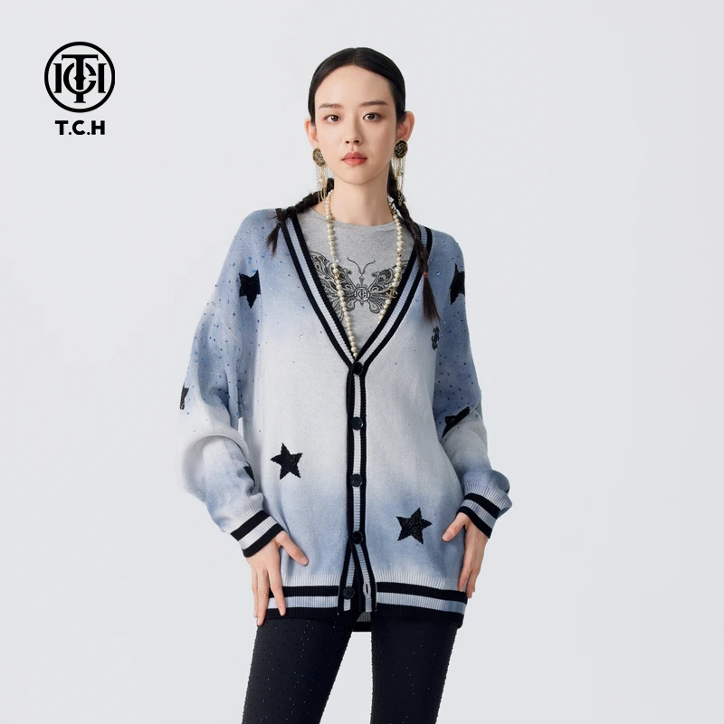 TCH轻奢烫钻工艺满天星扎染V领长袖厚毛针织女T72D438010私服tch