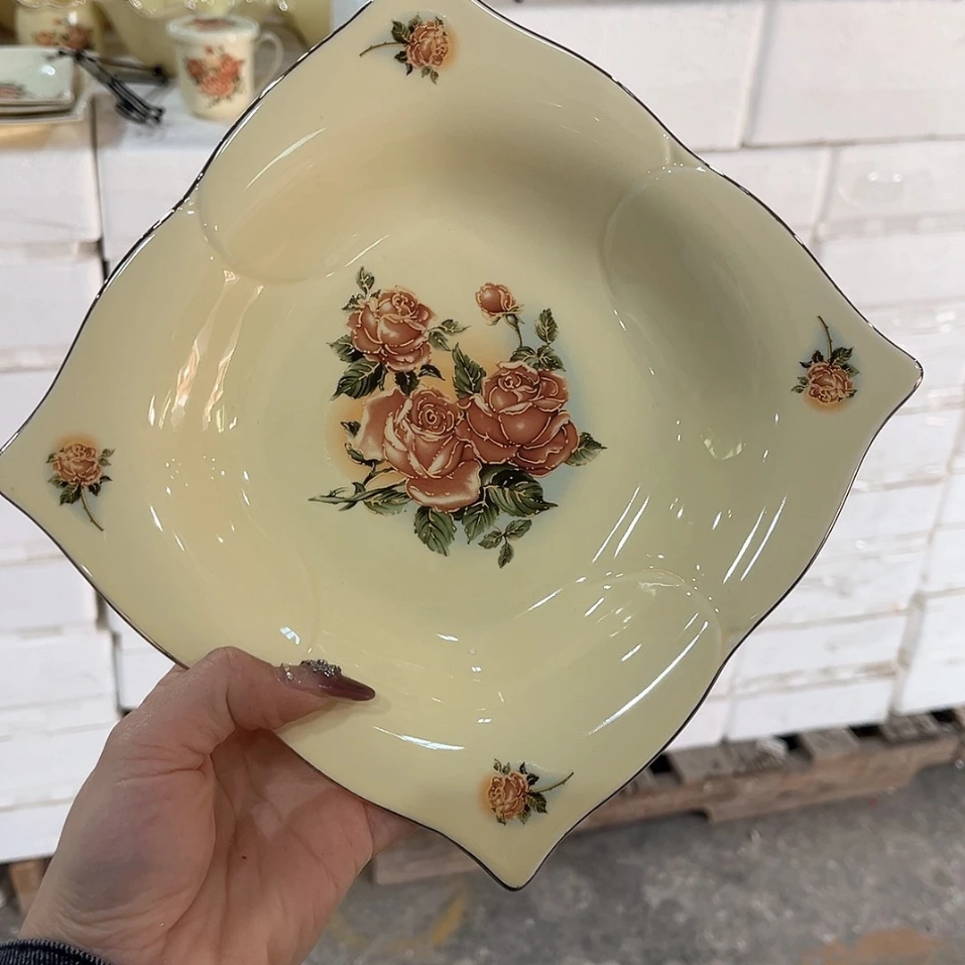 高端陶瓷………………………………2个7.5寸