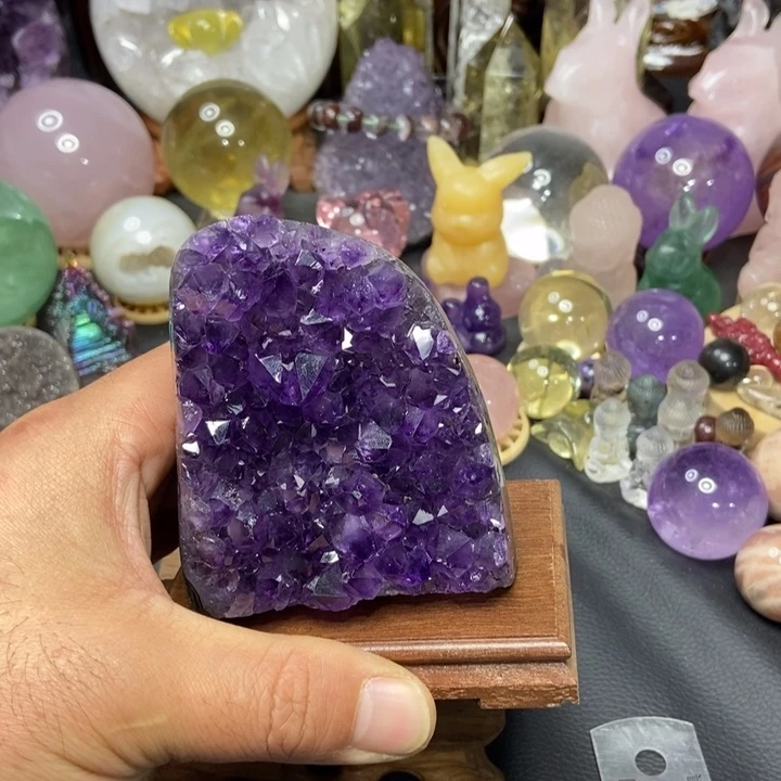 水晶摆件未镶嵌服****嘉晶镇