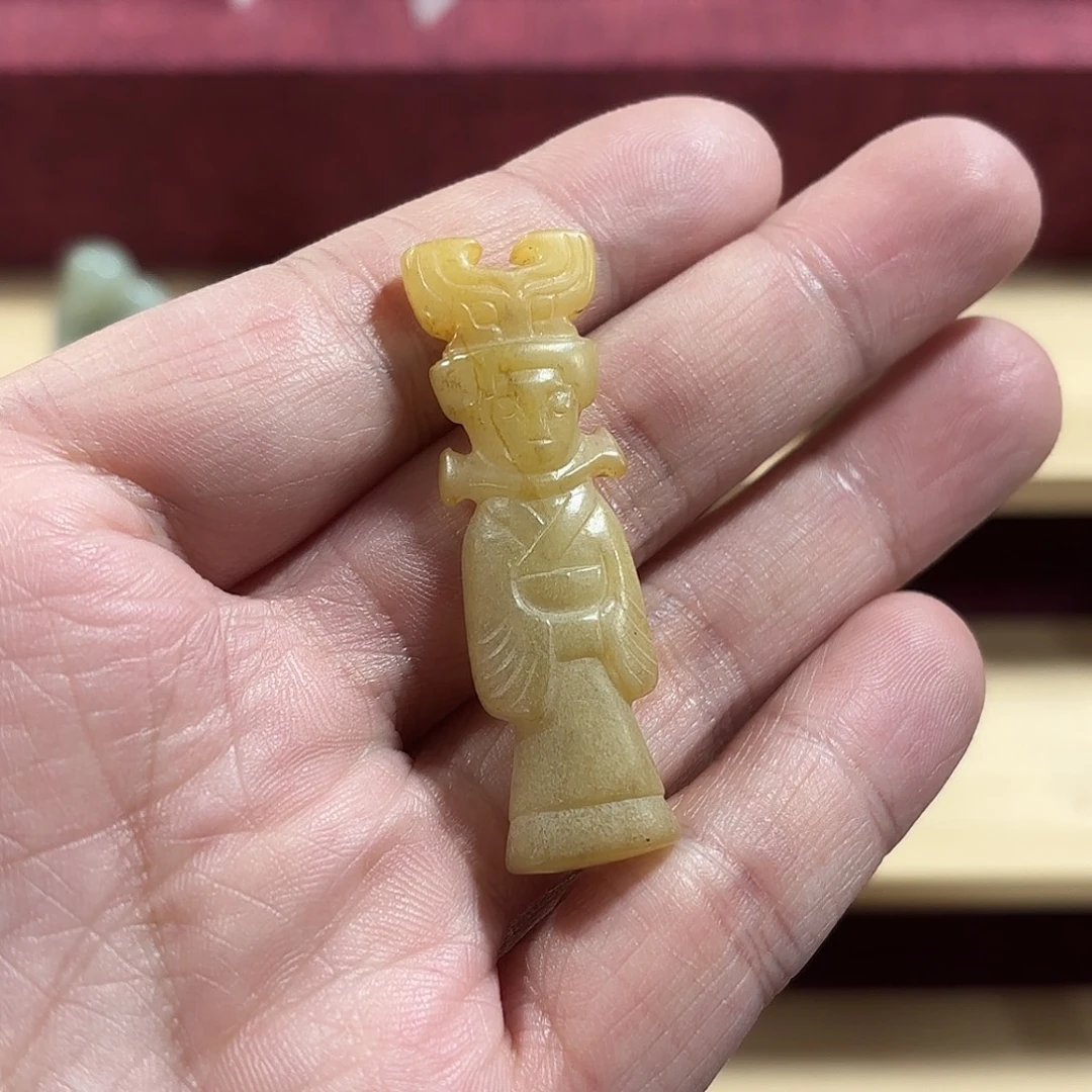 用***9和田玉（糖玉）未镶嵌颈饰