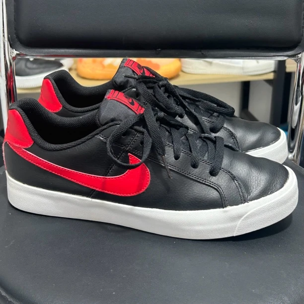 42码Nike Court Royale 休闲鞋 黑红/硫化底 二手正品