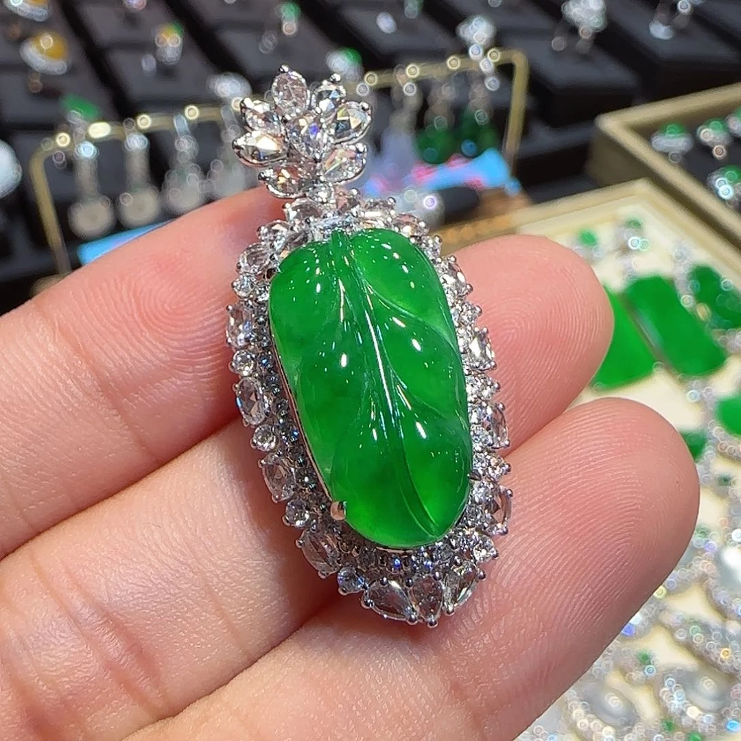 翡翠18K金镶嵌吊坠(不含链)叶子