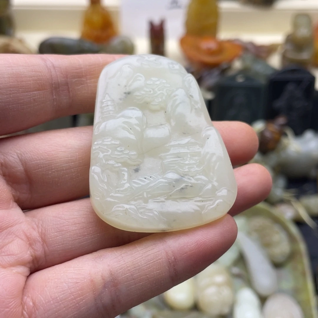 蛇纹石玉未镶嵌颈饰50