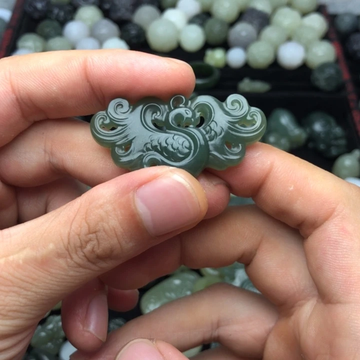 【闪购商品】和田玉未镶嵌颈饰一*