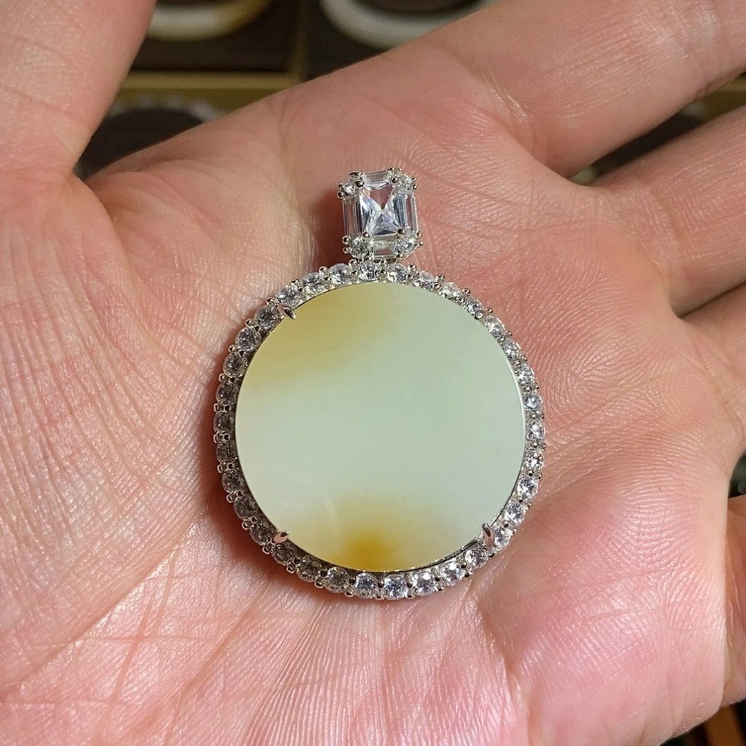 【闪购商品】吊坠(不含链)银S925镶嵌和田玉