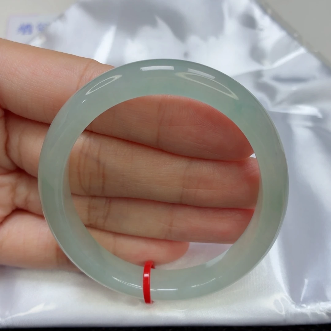 翡翠未镶嵌手镯老坑53圈贵妃冰胶透亮莹光棒015