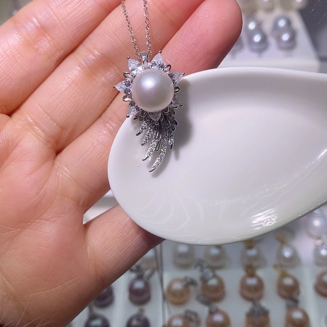 淡水珍珠吊坠(赠链)银S925镶嵌尺寸10毫米