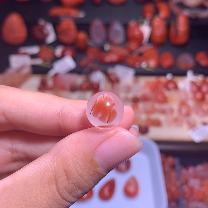 南红玛瑙未镶嵌珠宝半成品飘花单珠