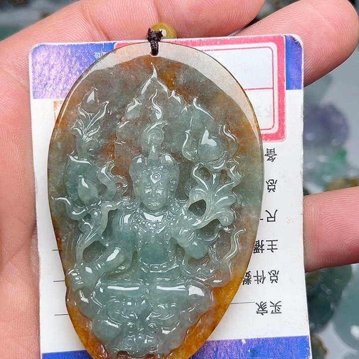 翡翠颈饰未镶嵌度母