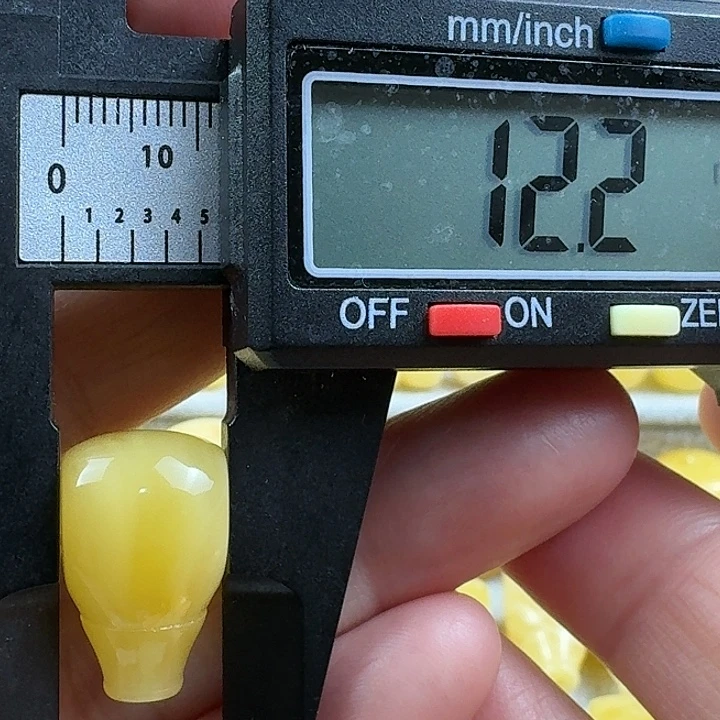 蜜蜡未镶嵌裸石17杂