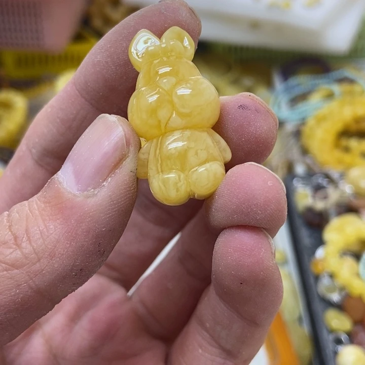 裸石蜜蜡未镶嵌吊坠