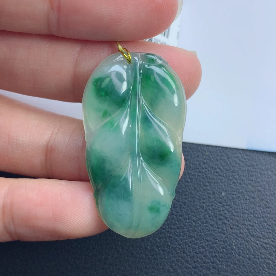 翡翠颈饰未镶嵌金枝玉叶