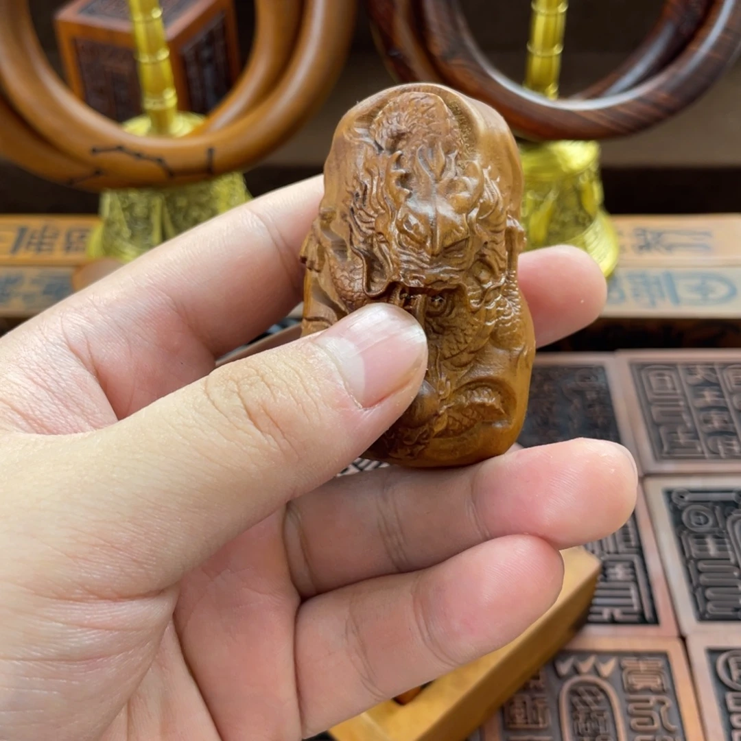 木枣木枣木龙把件