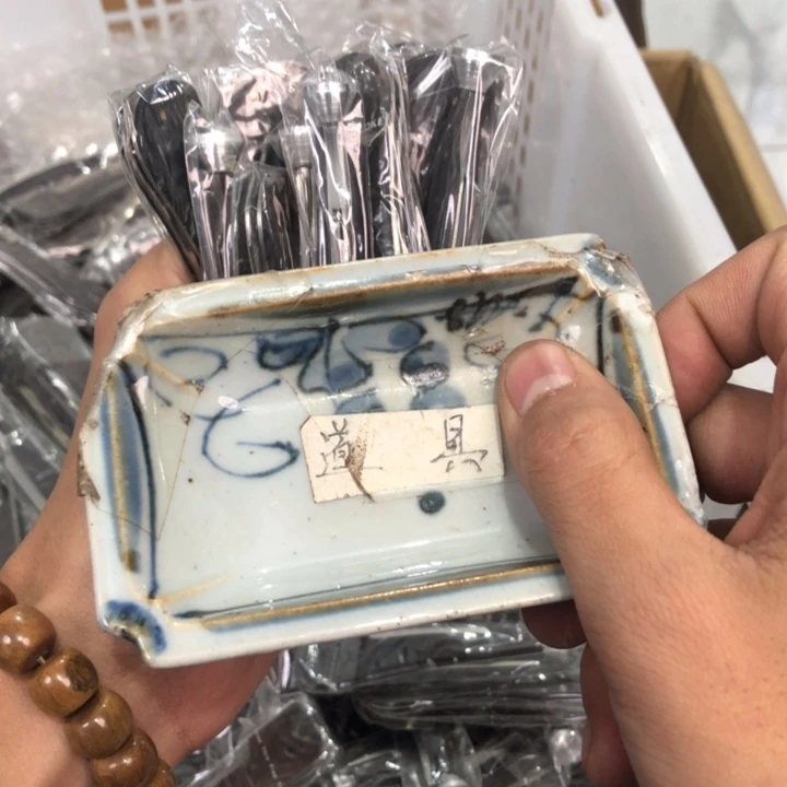 陶瓷孤品单件车里拍