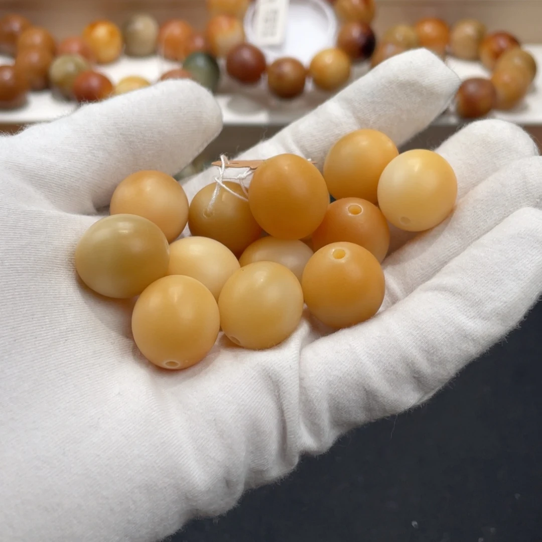 白玉菩提吊坠十**哥金蛋蛋通货