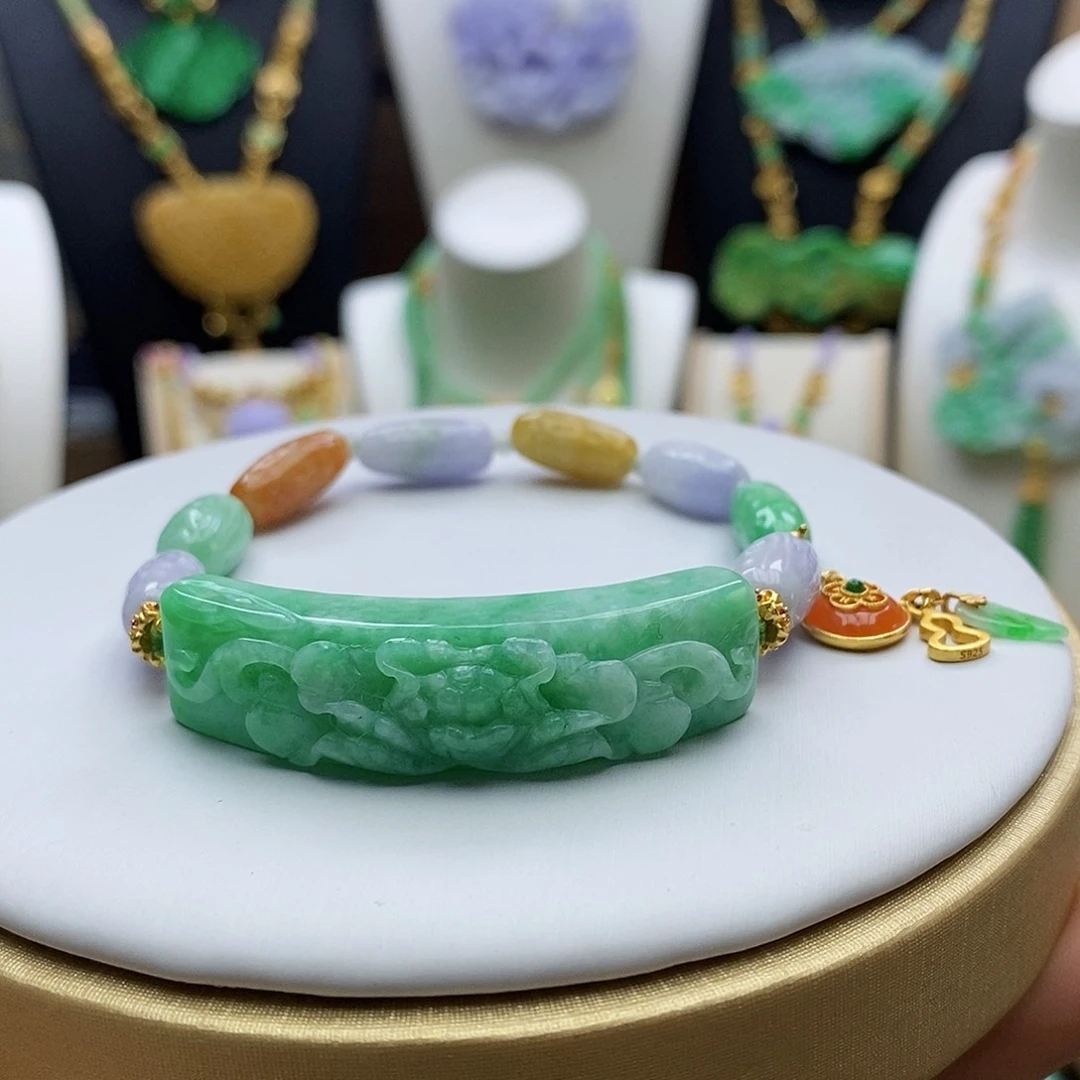 翡翠手链未镶嵌天然