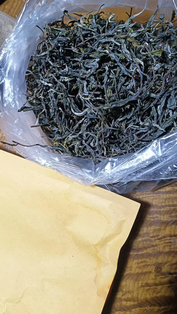 2025年坝卡古树头春普洱生茶(散茶)