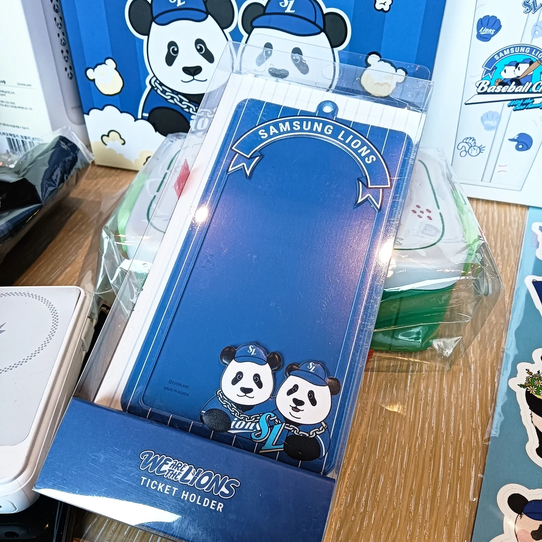 爱宝乐园采购睿宝辉宝棒球周边脖子挂件