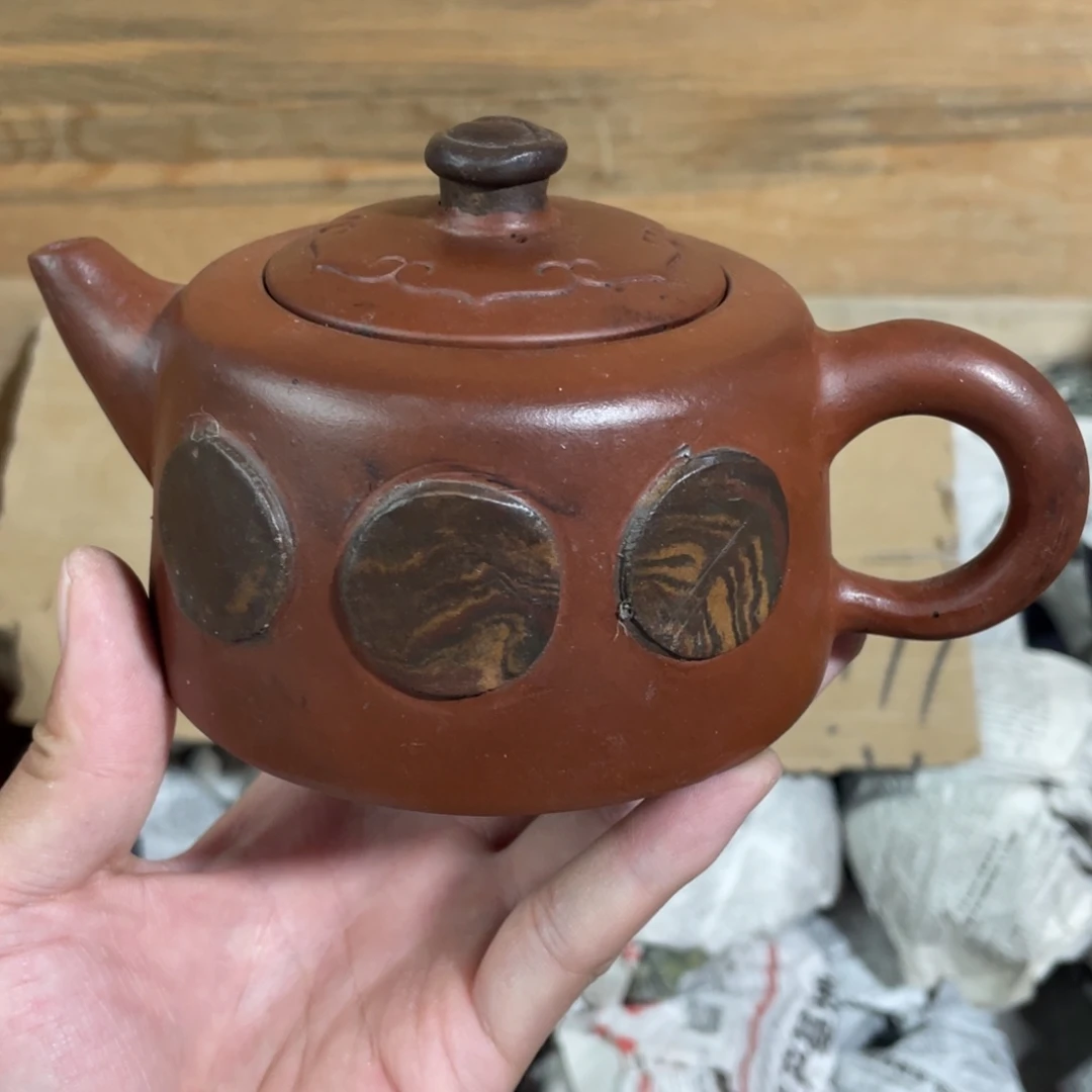 紫砂茶壶老厂紫砂壶一件。