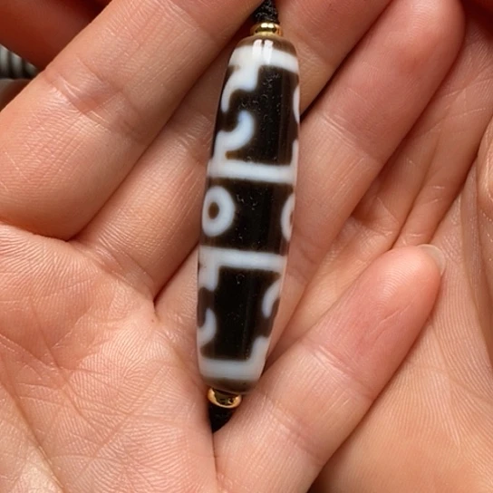 玛瑙/玉髓颈饰未镶嵌扎**仁