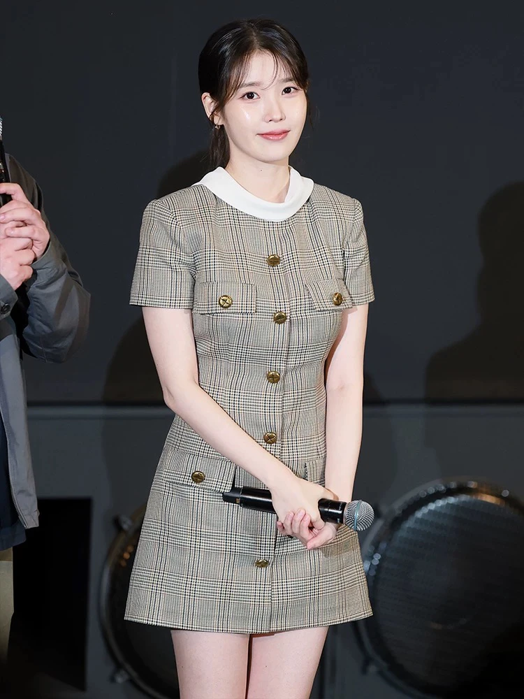 李智恩明星同款时尚复古经典条纹撞色翻领收腰修身短款格纹连衣裙