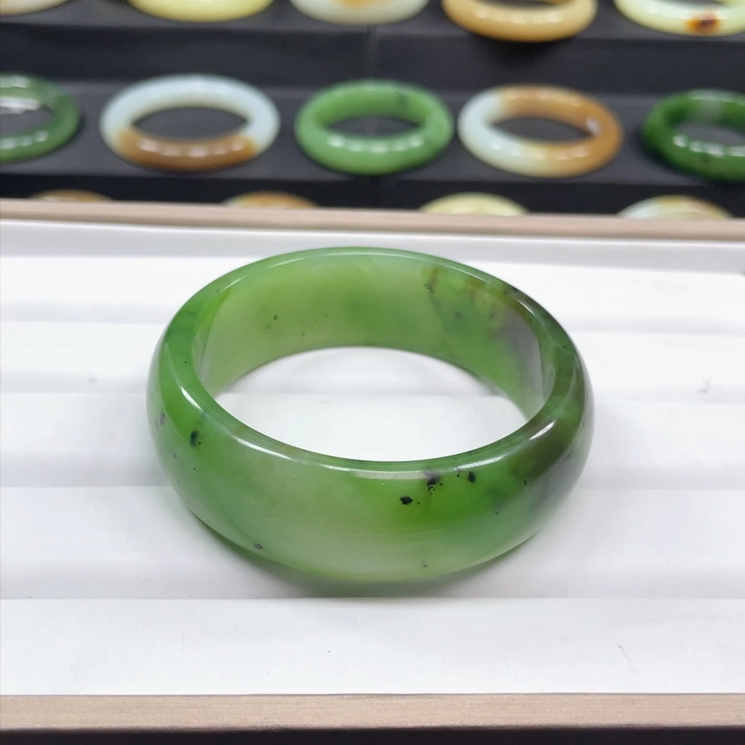 和田玉手镯未镶嵌小****德59