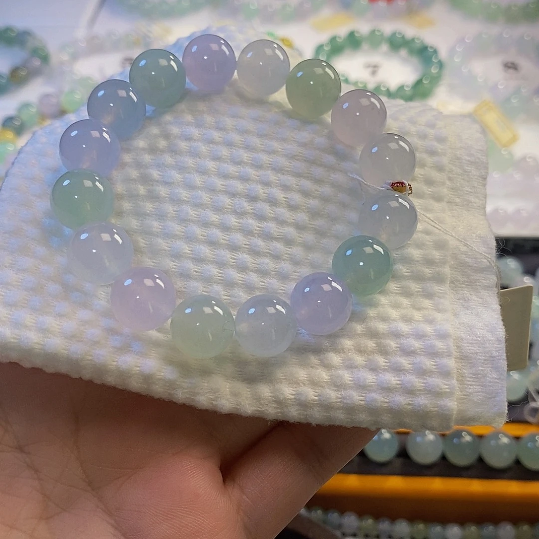 定制翡翠未镶嵌翡翠.