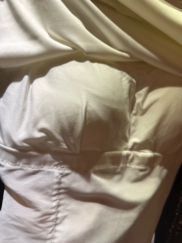 法式方领收腰显瘦白色无袖吊带连衣裙女春夏 内置收腹裤