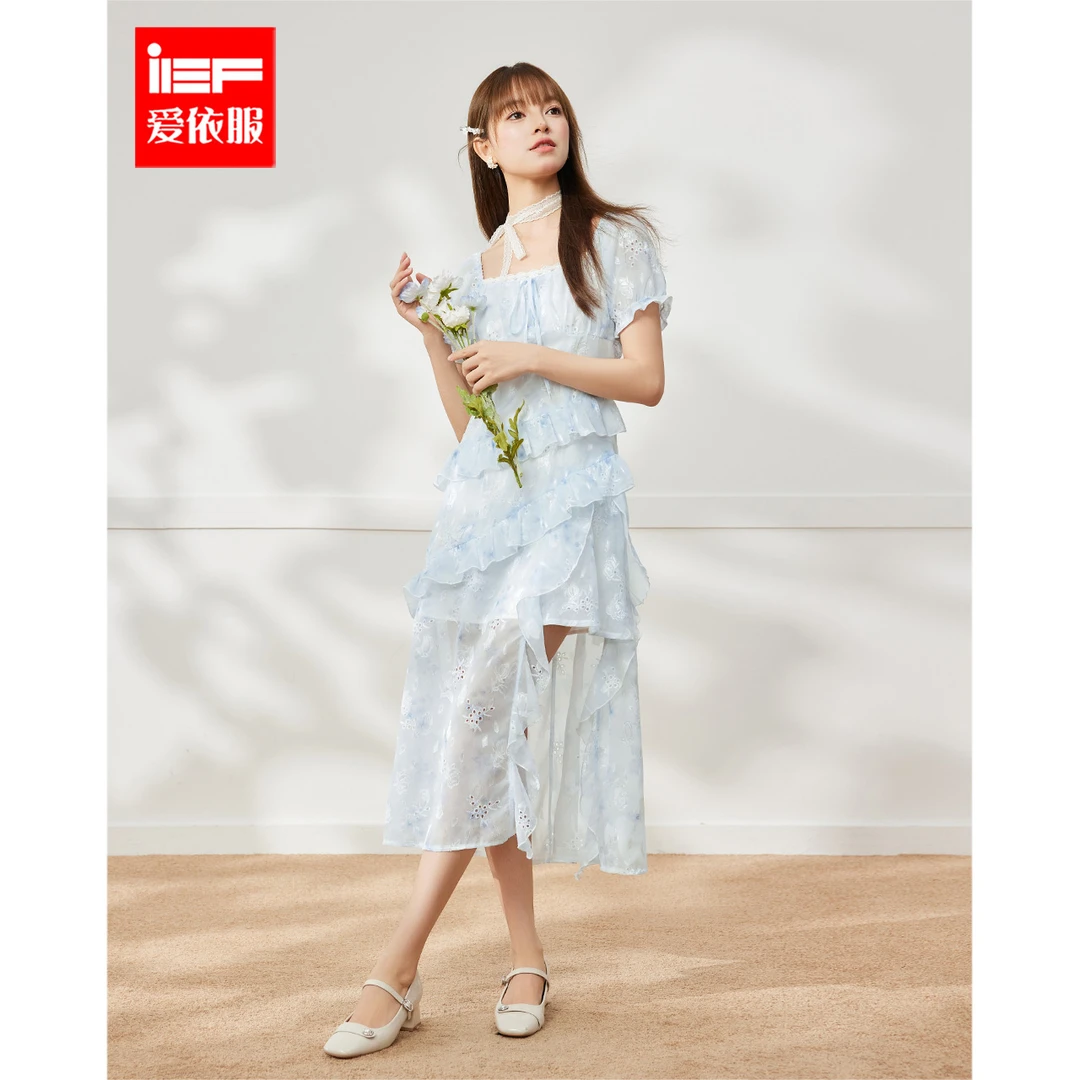 IEF/爱依服2025新款夏季梭织清新浪漫高级礼服斜荷叶边连衣长裙