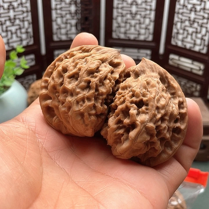 改***变把件文玩核桃半壁