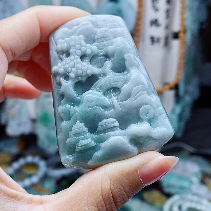 翡翠未镶嵌颈饰翡翠