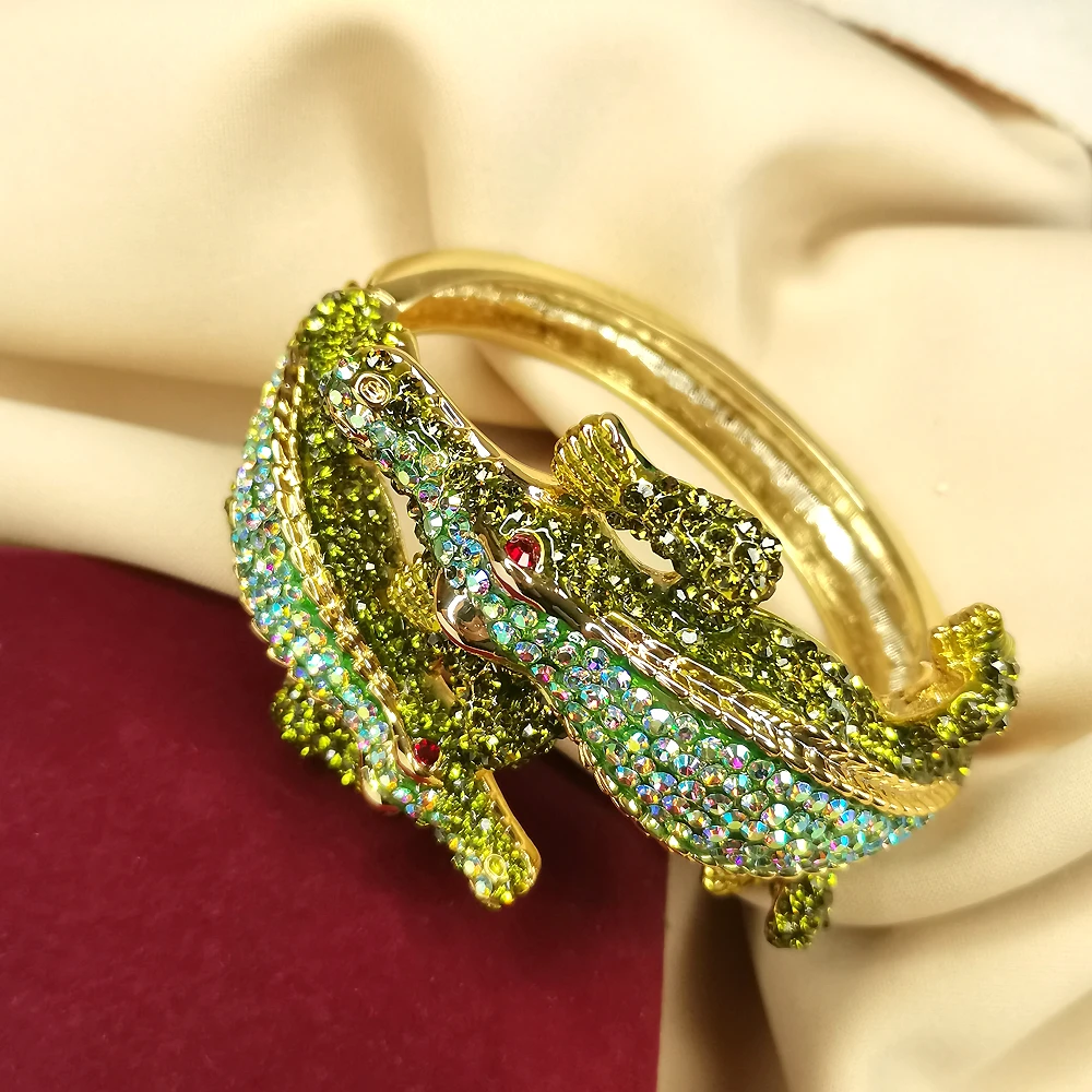 B&W高阶致敬大师密镶鳄鱼手镯[2501203-065]