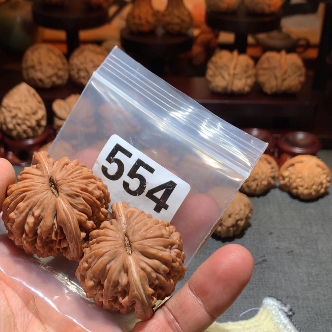 李****把件桃核四座楼554号