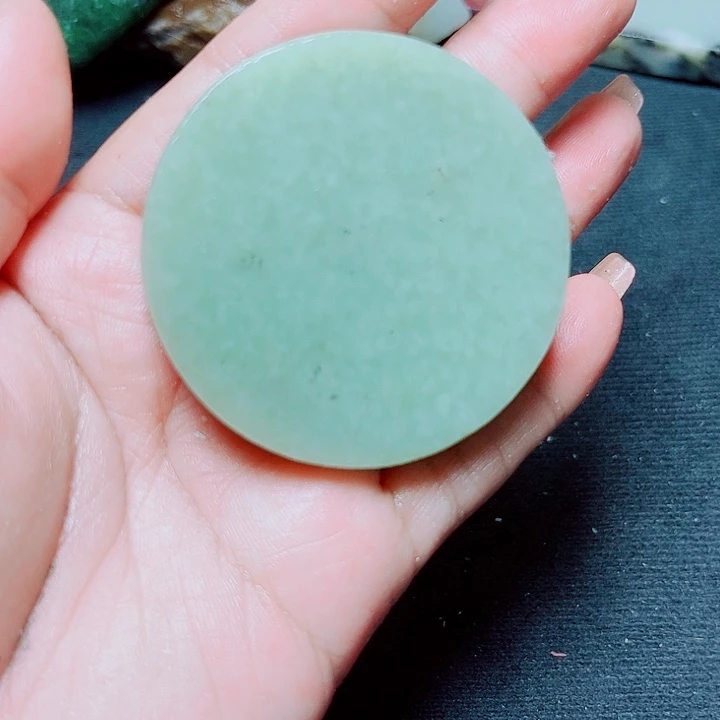 和田玉（糖玉）未镶嵌珠宝奇石