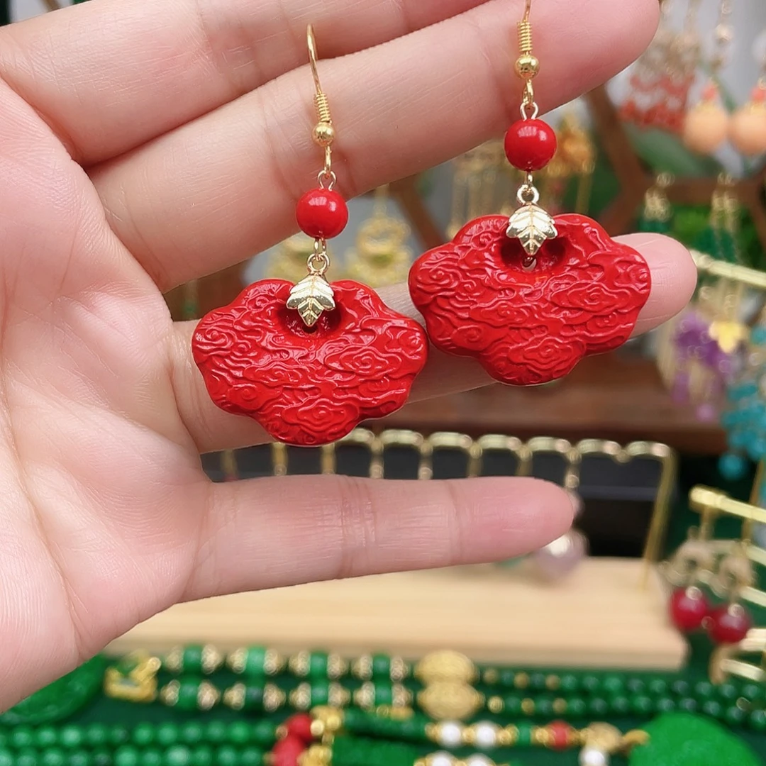 石英岩玉合金耳饰