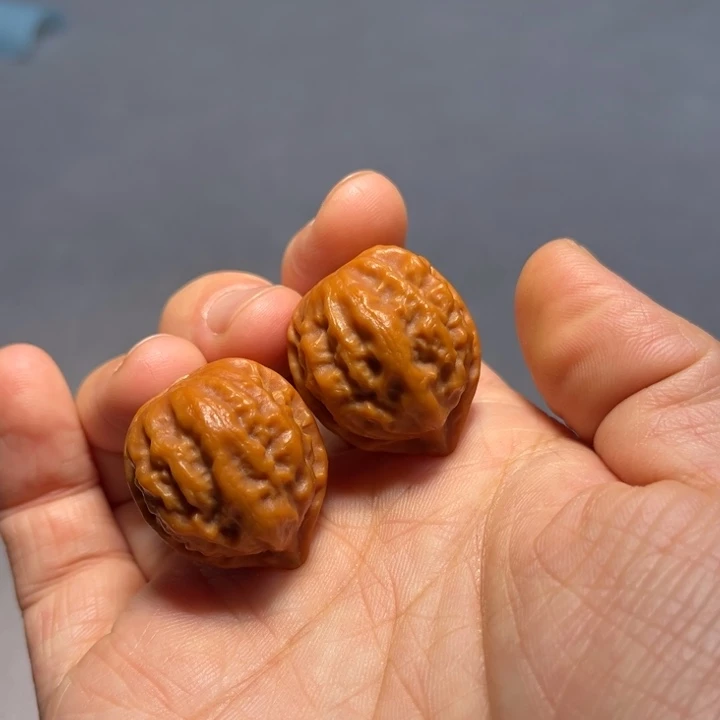 文玩核桃把件龙脊779