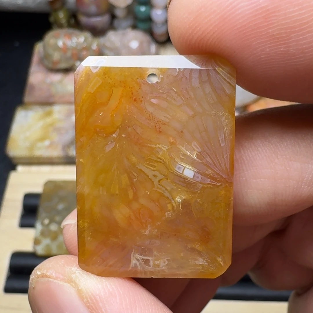 硅化玉未镶嵌纯天然色有机玉石保真色