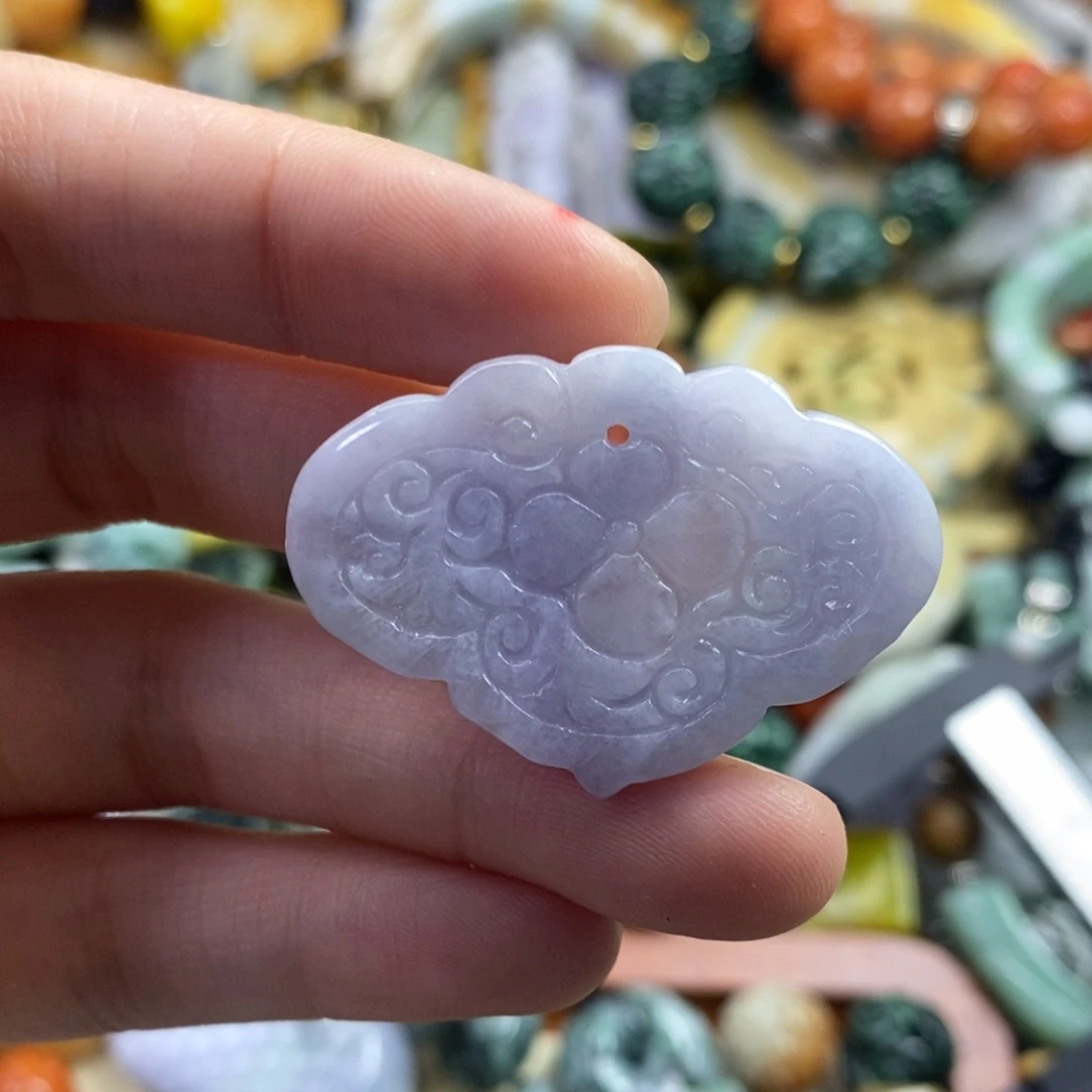 翡翠未镶嵌颈饰吊坠