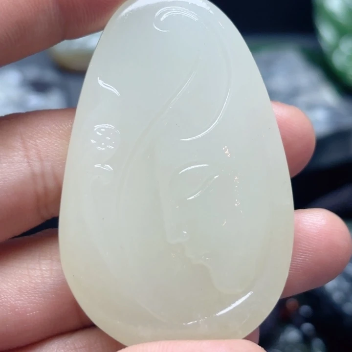 颈饰未镶嵌和田玉